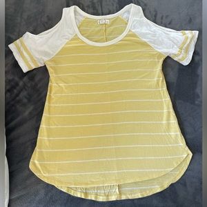 Maurice’s cold shoulder top